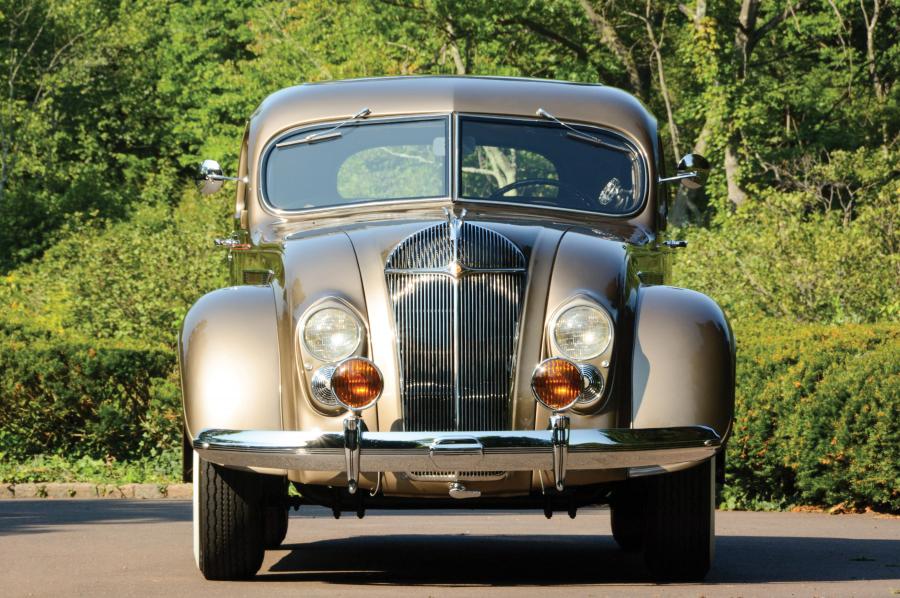  Chrysler Imperial Airflow Sedan (C-10) 1936 года  (фото 15 из 38)